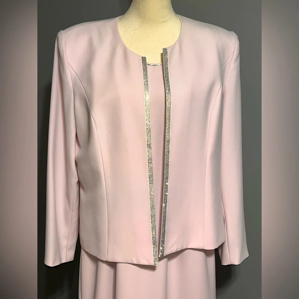 Marsoni Elegant Light Pink Skirt Suit with Silver Accents size 18 - Picture 7 of 10